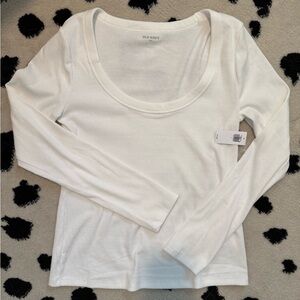 Old Navy NWT White Scoop Neck Ribbed Tee size L